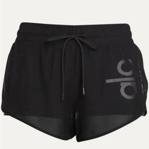 ALO Yoga Ambience Short